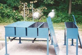 4-Tank Gunsmith set up with covers and oil auxilliary tank 12'' x 40'' x 12'' deep.